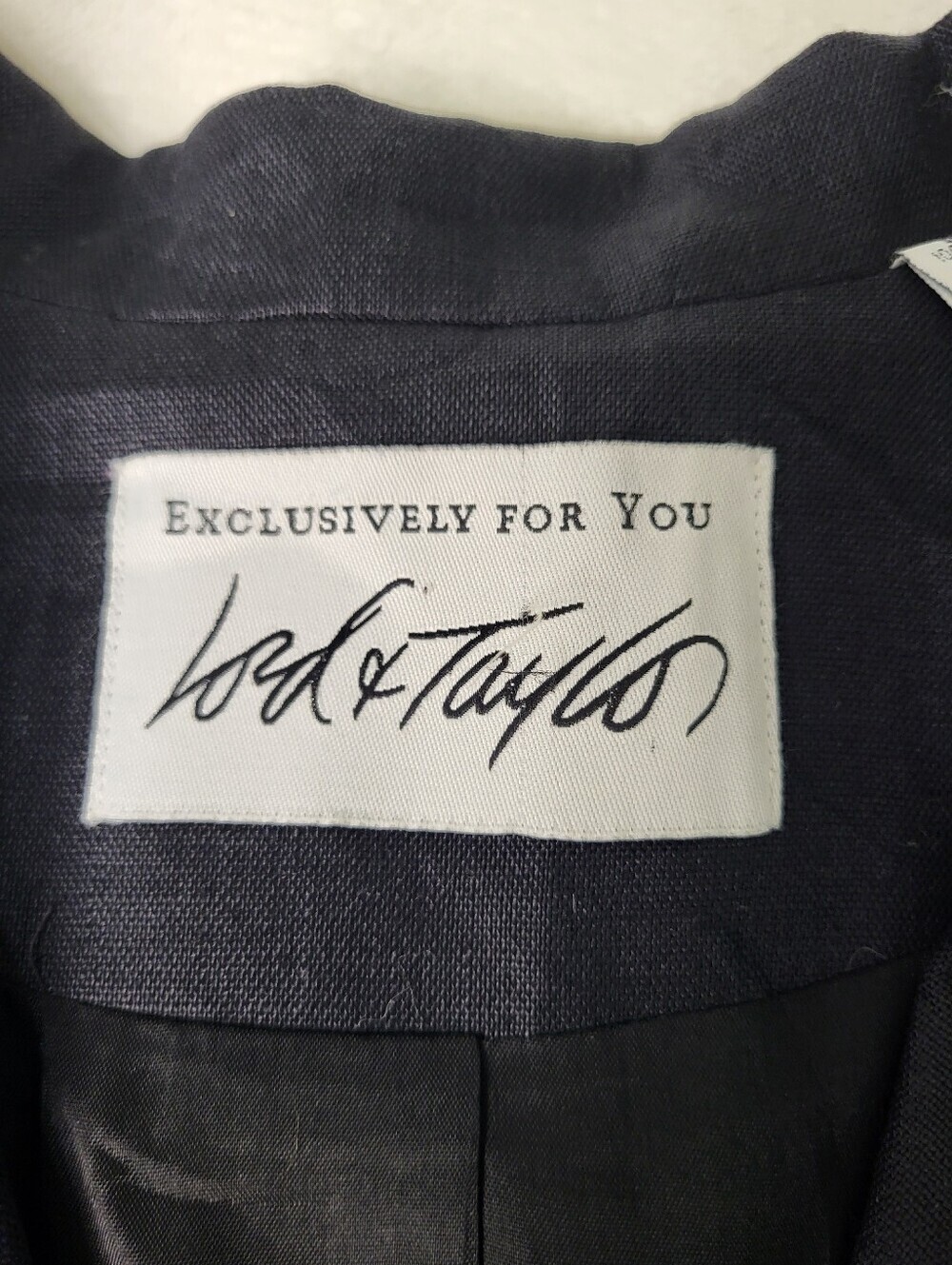 Lord & Taylor Black Linen Blazer. Size 14 - Picture 7 of 10